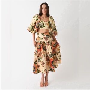 Delicate garden midi skirt